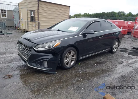 2018 Hyundai Sonata Sport z USA, uszkodzony, nr VIN 5NPE34AF6JH659194